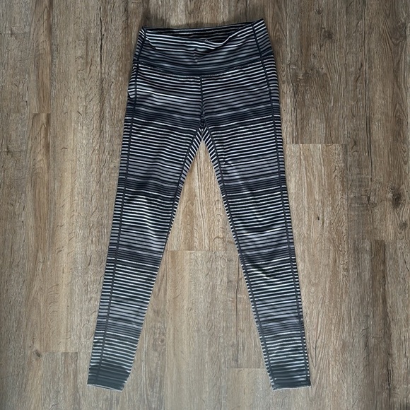 ATHLETA STRIPE HIGH RISE LEGGINGS - Picture 1 of 5